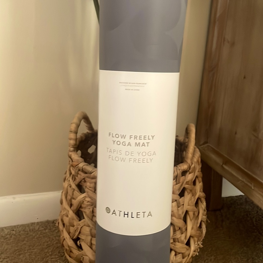 COPY - COPY - ATHLETA~ FLOW FREELY YOGA MAT.